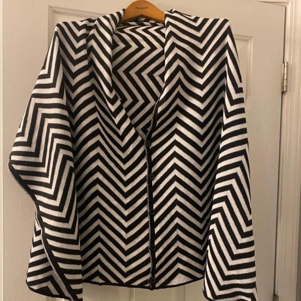 Cruise Club CardiShawl Metallic
